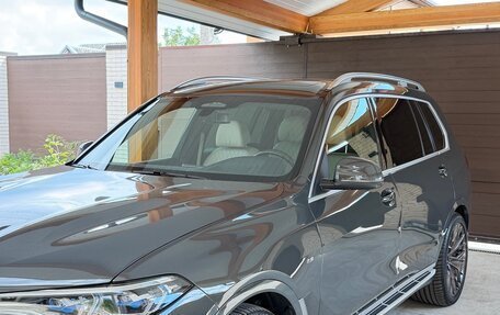 BMW X7, 2022 год, 9 800 000 рублей, 2 фотография