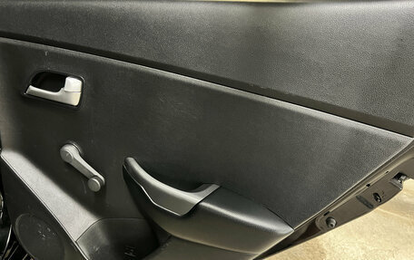KIA Rio III рестайлинг, 2017 год, 941 000 рублей, 26 фотография