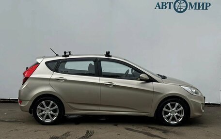 Hyundai Solaris II рестайлинг, 2013 год, 998 000 рублей, 4 фотография