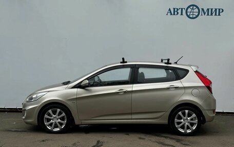Hyundai Solaris II рестайлинг, 2013 год, 998 000 рублей, 8 фотография