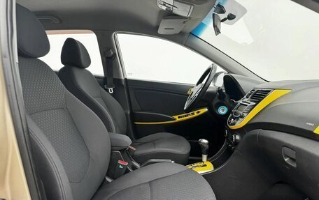 Hyundai Solaris II рестайлинг, 2013 год, 998 000 рублей, 10 фотография