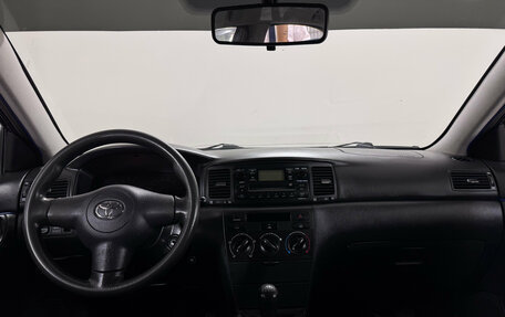 Toyota Corolla, 2004 год, 386 000 рублей, 8 фотография