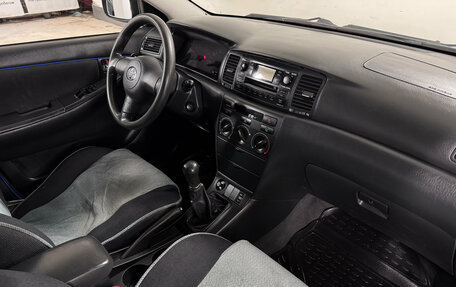 Toyota Corolla, 2004 год, 386 000 рублей, 9 фотография