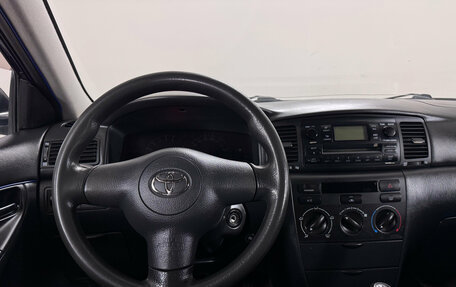 Toyota Corolla, 2004 год, 386 000 рублей, 10 фотография