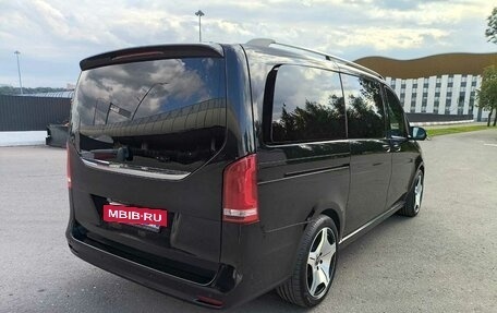 Mercedes-Benz V-Класс, 2022 год, 8 400 000 рублей, 5 фотография