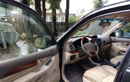 Toyota Land Cruiser Prado 120 рестайлинг, 2007 год, 2 100 000 рублей, 12 фотография