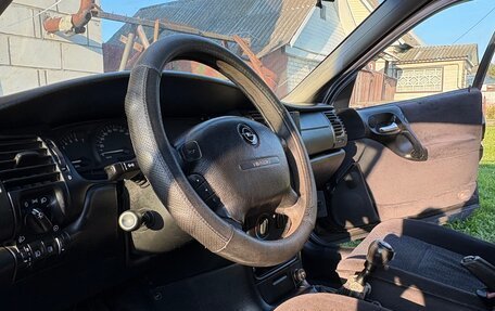 Opel Vectra B рестайлинг, 2001 год, 270 000 рублей, 5 фотография