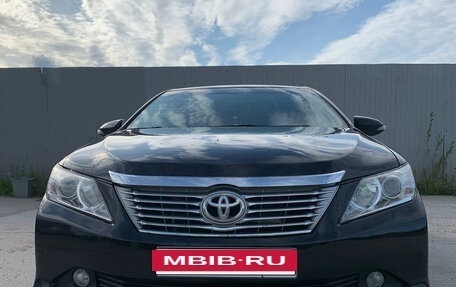 Toyota Camry, 2012 год, 1 540 000 рублей, 2 фотография