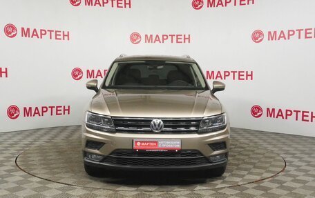 Volkswagen Tiguan II, 2018 год, 2 795 000 рублей, 2 фотография