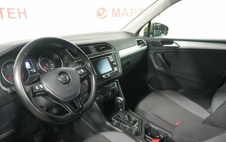 Volkswagen Tiguan II, 2018 год, 2 795 000 рублей, 9 фотография