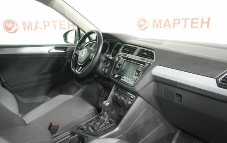 Volkswagen Tiguan II, 2018 год, 2 795 000 рублей, 10 фотография