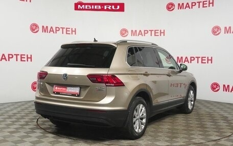 Volkswagen Tiguan II, 2018 год, 2 795 000 рублей, 5 фотография
