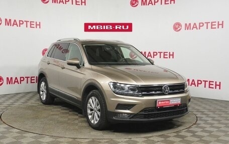 Volkswagen Tiguan II, 2018 год, 2 795 000 рублей, 3 фотография