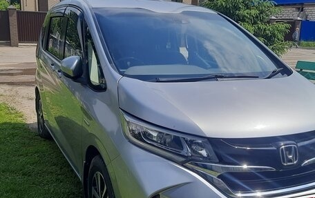 Honda Freed II, 2017 год, 1 200 000 рублей, 13 фотография