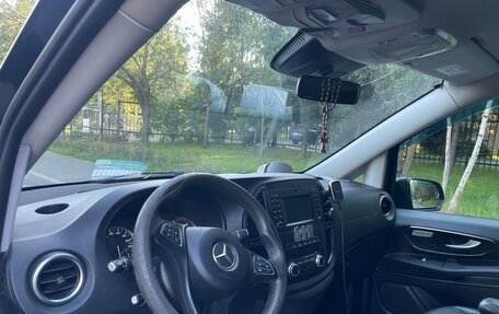 Mercedes-Benz V-Класс, 2015 год, 2 990 000 рублей, 11 фотография