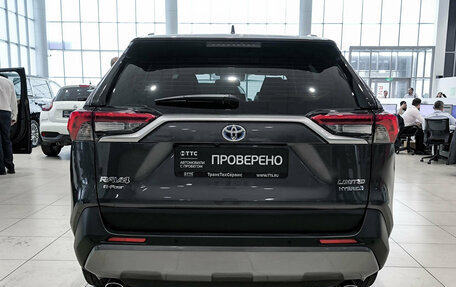 Toyota RAV4, 2020 год, 3 750 000 рублей, 10 фотография
