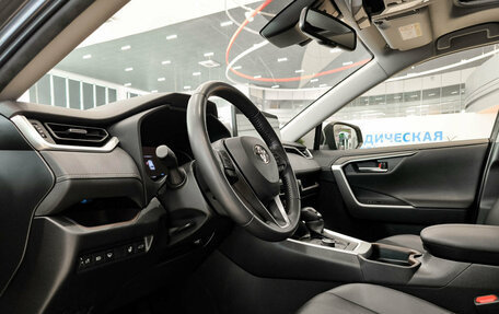 Toyota RAV4, 2020 год, 3 750 000 рублей, 20 фотография