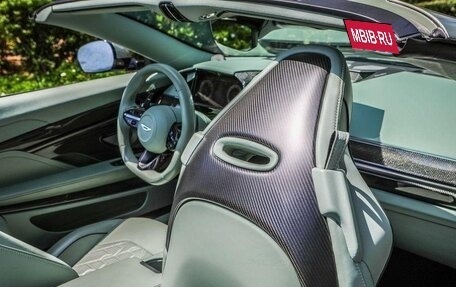 Aston Martin Vanquish, 2026 год, 71 999 976 рублей, 13 фотография