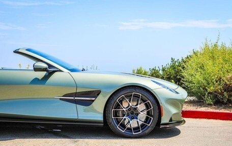 Aston Martin Vanquish, 2026 год, 71 999 976 рублей, 23 фотография