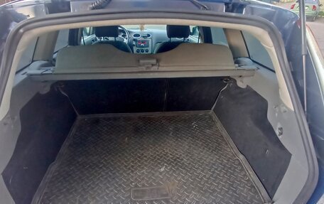 Ford Focus II рестайлинг, 2011 год, 600 000 рублей, 10 фотография