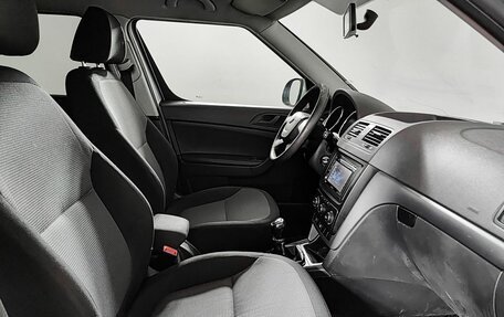 Skoda Yeti I рестайлинг, 2012 год, 820 000 рублей, 11 фотография