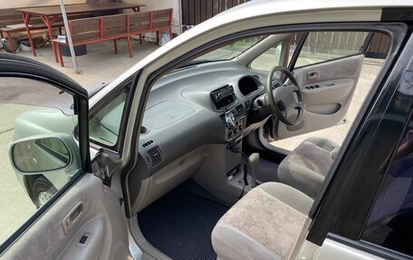 Toyota Corolla Spacio II, 1999 год, 410 000 рублей, 15 фотография