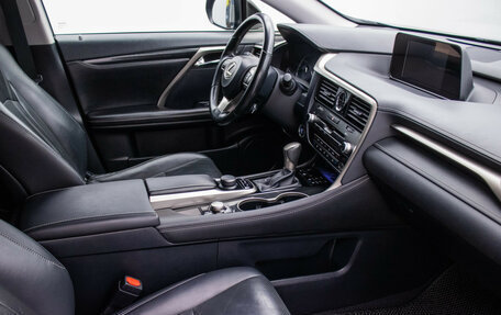 Lexus RX IV рестайлинг, 2019 год, 3 895 000 рублей, 9 фотография