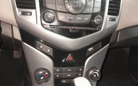 Chevrolet Cruze II, 2011 год, 530 000 рублей, 9 фотография