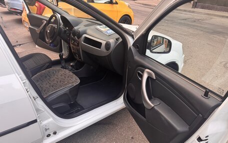 Renault Logan I, 2011 год, 560 000 рублей, 2 фотография