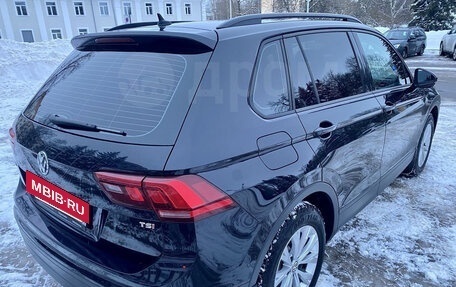 Volkswagen Tiguan II, 2017 год, 1 750 000 рублей, 4 фотография