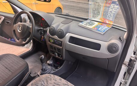 Renault Logan I, 2011 год, 560 000 рублей, 3 фотография