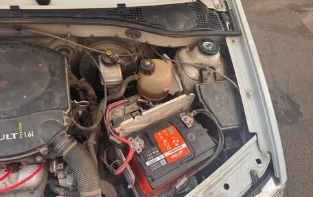 Renault Logan I, 2011 год, 560 000 рублей, 14 фотография