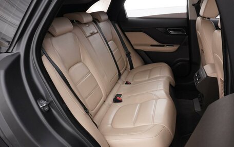 Jaguar F-Pace, 2017 год, 2 557 051 рублей, 7 фотография