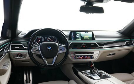 BMW 7 серия, 2017 год, 4 300 000 рублей, 6 фотография