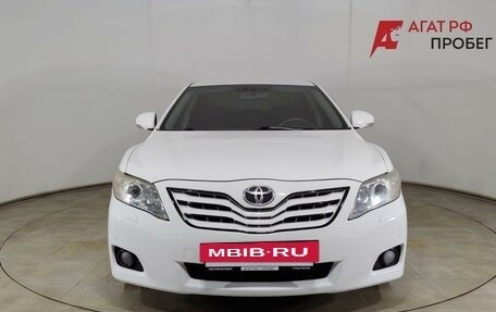 Toyota Camry, 2011 год, 1 120 000 рублей, 2 фотография