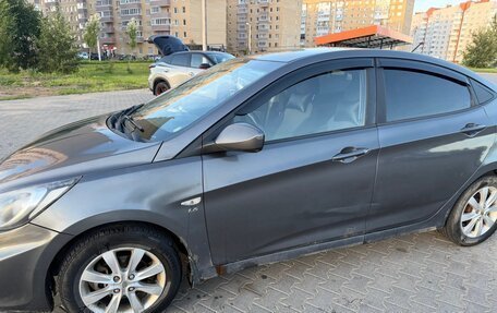 Hyundai Solaris II рестайлинг, 2011 год, 530 000 рублей, 5 фотография