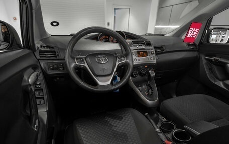 Toyota Verso I, 2009 год, 980 000 рублей, 7 фотография