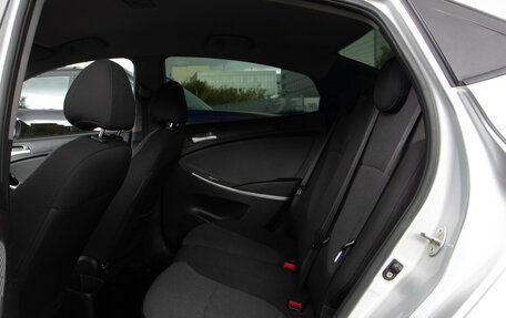 Hyundai Solaris II рестайлинг, 2011 год, 698 000 рублей, 8 фотография