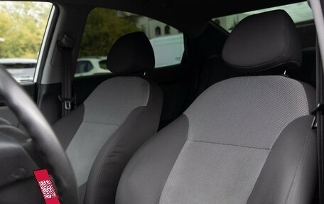 Hyundai Solaris II рестайлинг, 2011 год, 698 000 рублей, 12 фотография