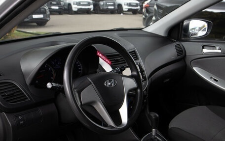 Hyundai Solaris II рестайлинг, 2011 год, 698 000 рублей, 10 фотография