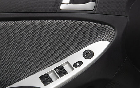 Hyundai Solaris II рестайлинг, 2011 год, 698 000 рублей, 15 фотография