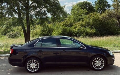Volkswagen Jetta VI, 2006 год, 670 000 рублей, 1 фотография