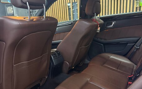 Mercedes-Benz E-Класс, 2010 год, 1 300 000 рублей, 8 фотография