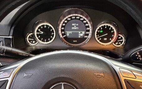 Mercedes-Benz E-Класс, 2010 год, 1 300 000 рублей, 11 фотография