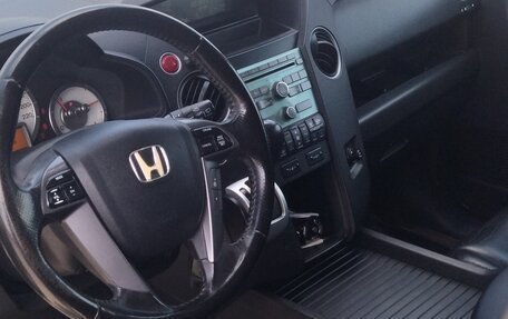 Honda Pilot III рестайлинг, 2011 год, 1 990 000 рублей, 10 фотография