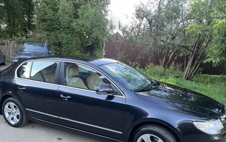 Skoda Superb III рестайлинг, 2011 год, 950 000 рублей, 4 фотография
