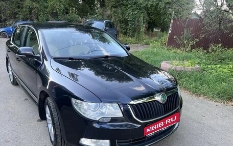 Skoda Superb III рестайлинг, 2011 год, 950 000 рублей, 3 фотография