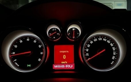 Opel Astra J, 2014 год, 880 000 рублей, 2 фотография