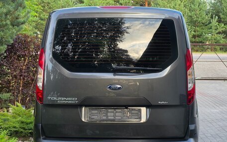 Ford Tourneo Connect II рестайлинг, 2020 год, 1 795 000 рублей, 6 фотография