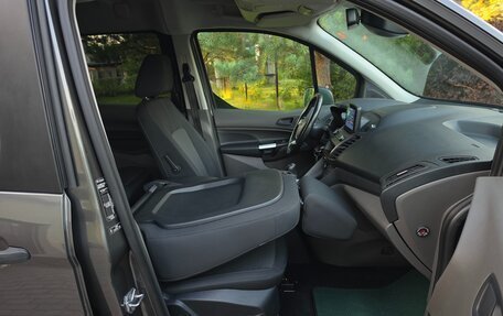 Ford Tourneo Connect II рестайлинг, 2020 год, 1 795 000 рублей, 20 фотография